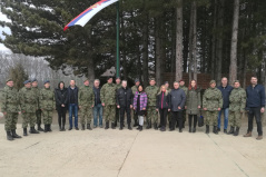 20. februar 2020. Članovi Odbora za kontrolu službi bezbednosti sa pripadnicima Vojske Srbije u bazi „Karaula“